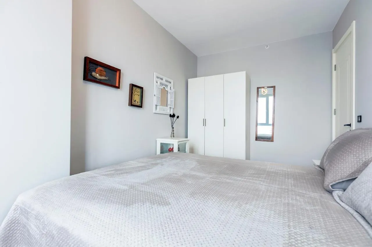 이스탄불 Outlet Karsisinda Harika Bir Daire Tn3 아파트