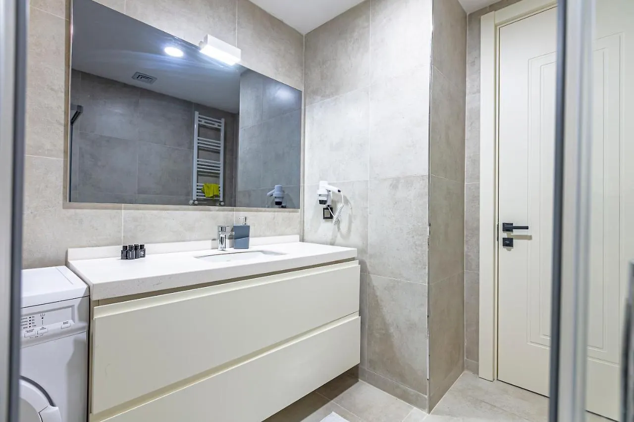 이스탄불 Outlet Karsisinda Harika Bir Daire Tn3 아파트